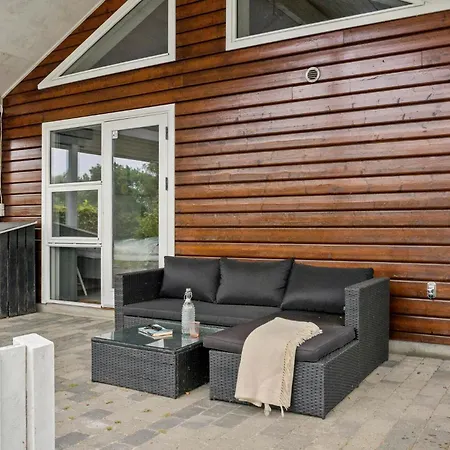 Amazing In Samso With Wi-fi Holiday home